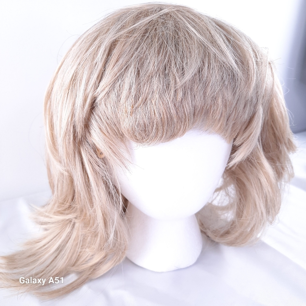 Adult salon quality blond wig ,synthetic hair